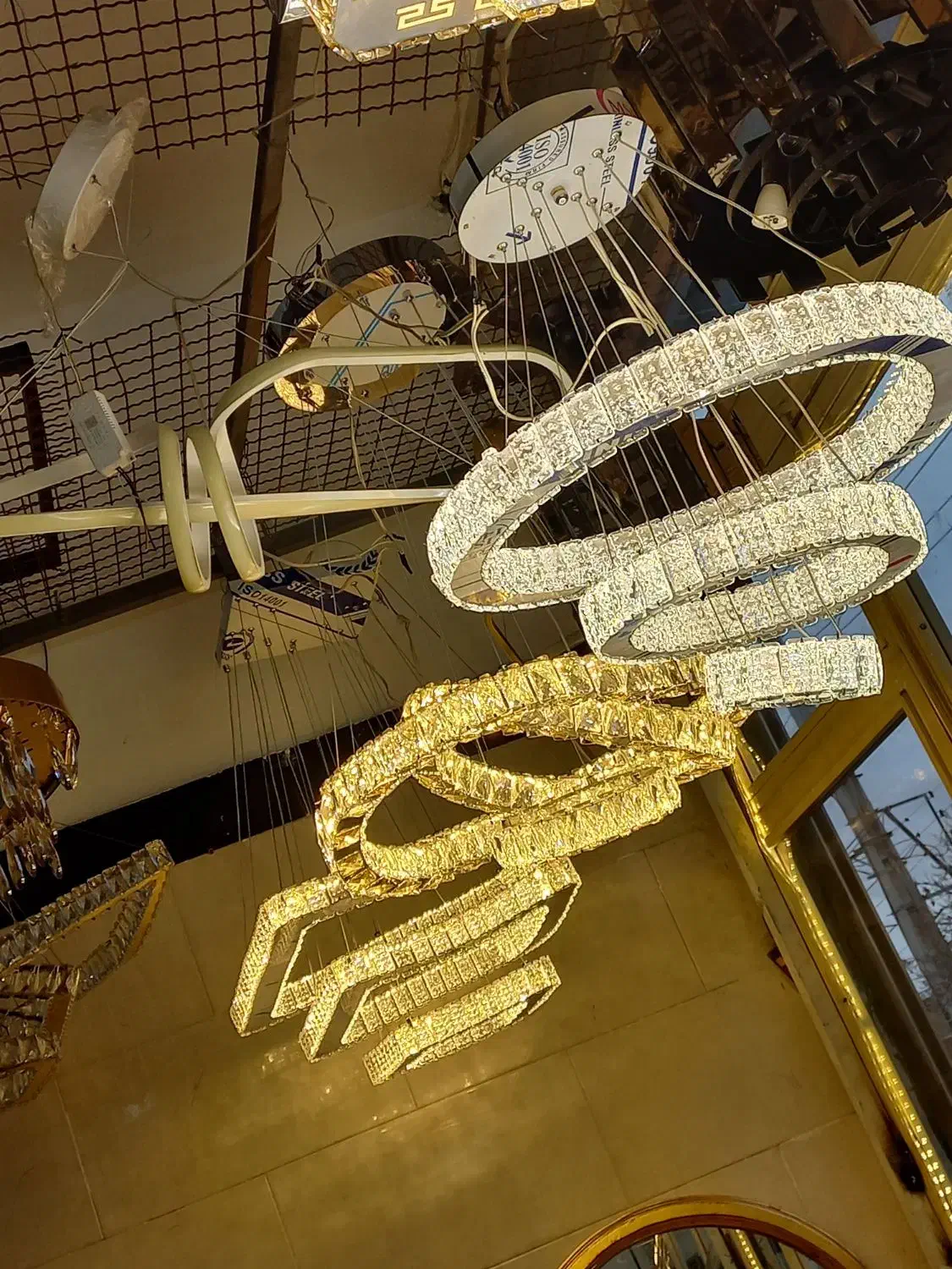 فروش لوستر شروع قیمت از ۳ ملیون|لوستر و چراغ آویز|مراغه, |دیوار