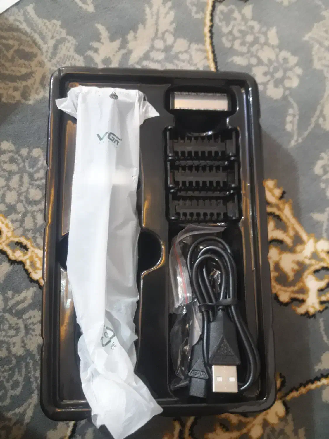 ماشین اصلاح بدن وصورت شارژی|آرایشی، بهداشتی، درمانی|بهار, |دیوار