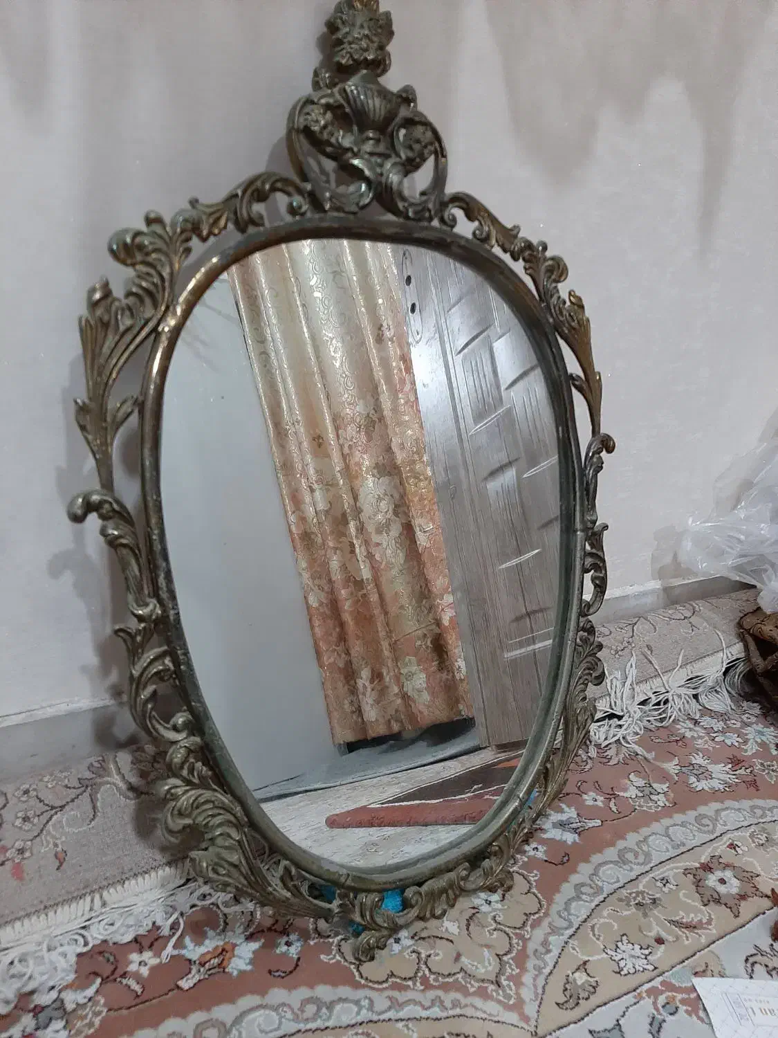 آینه آنتیک قدیمی|کلکسیون اشیاء عتیقه|اهواز, کوی آغاجاری|دیوار