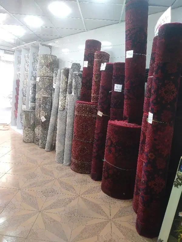 نصب فرش و موکت|خدمات پیشه و مهارت|ملایر, |دیوار