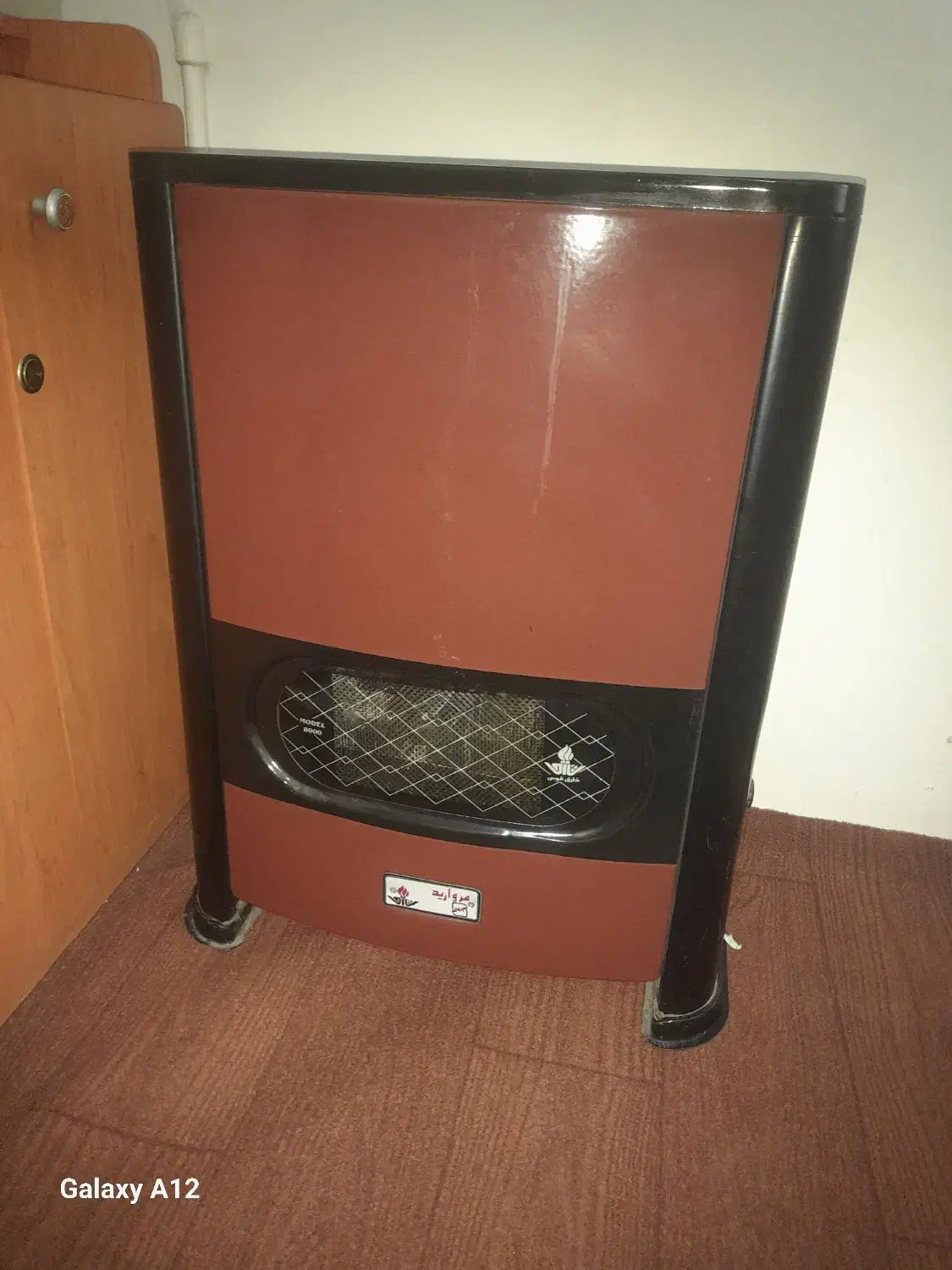 دوعدد بخاری گازی تمیز درحدنوسالم مدل ۸۰۰۰|بخاری، هیتر، شومینه|تهران, ارامنه|دیوار