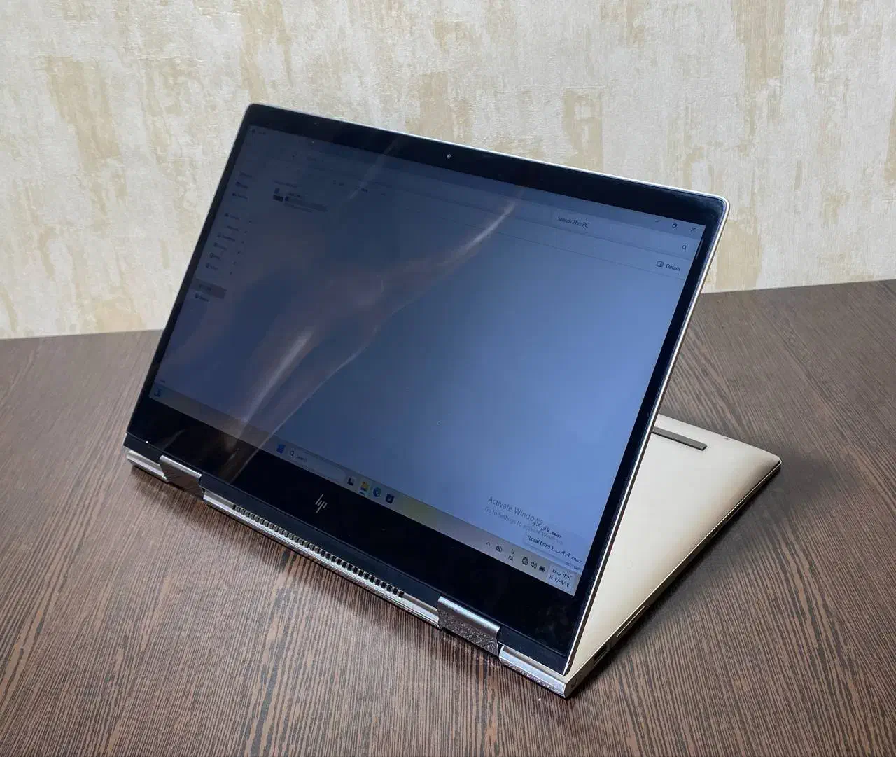 لپ‌تاپ تاشو لمسی HP Envy بسیار تمیر و خاص|رایانه همراه|بروجرد, |دیوار