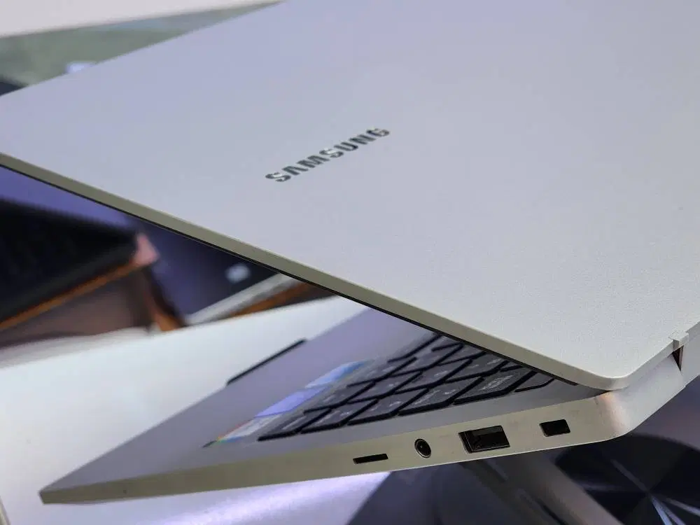 Samsung Galaxy i7 نسل 13 اینو باید ببینی|رایانه همراه|اهواز, نادری|دیوار