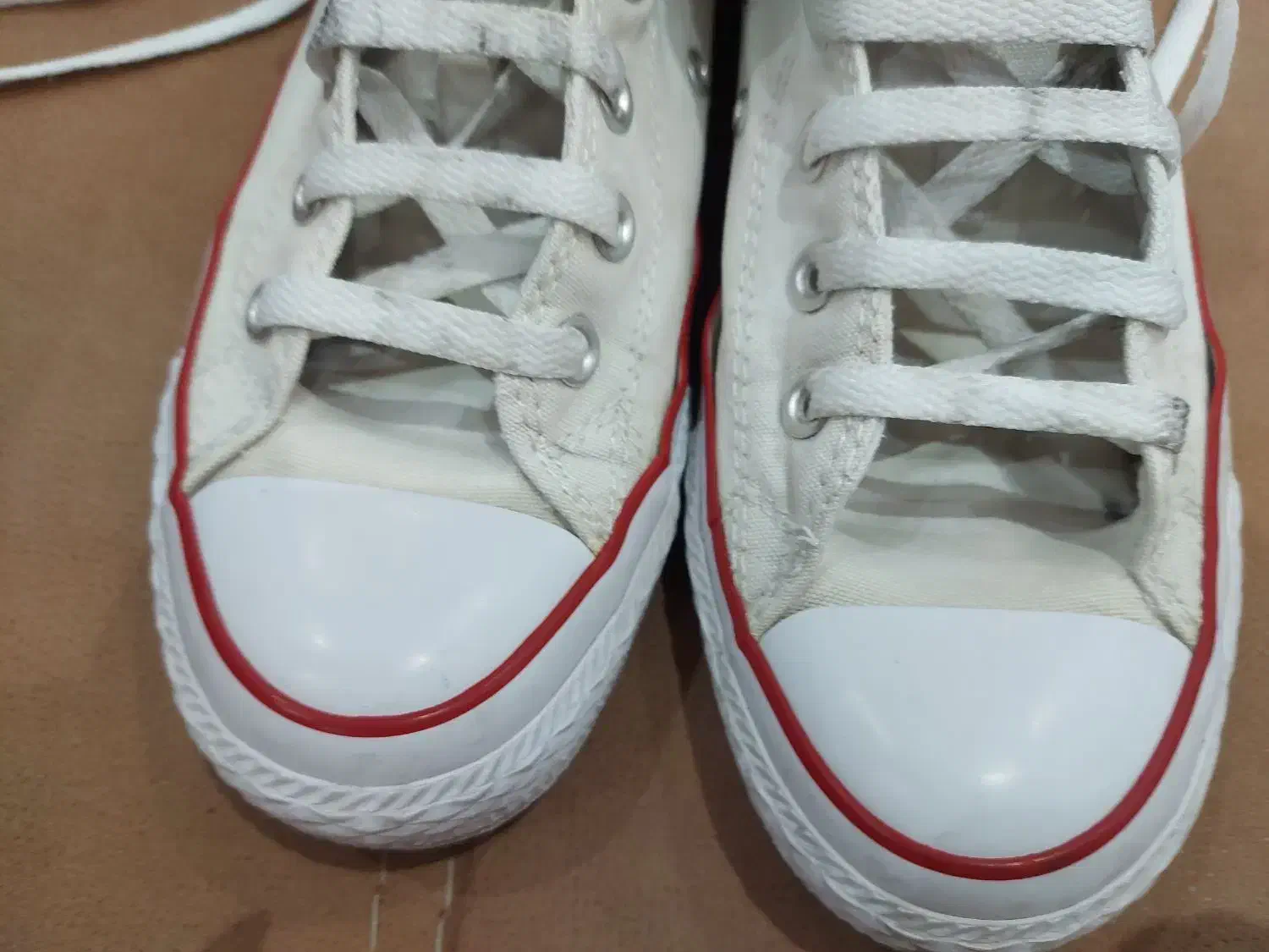 کانورس کلاسیک سفید اورجینال|کیف، کفش، کمربند|تهران, شهرک شهید باقری|دیوار