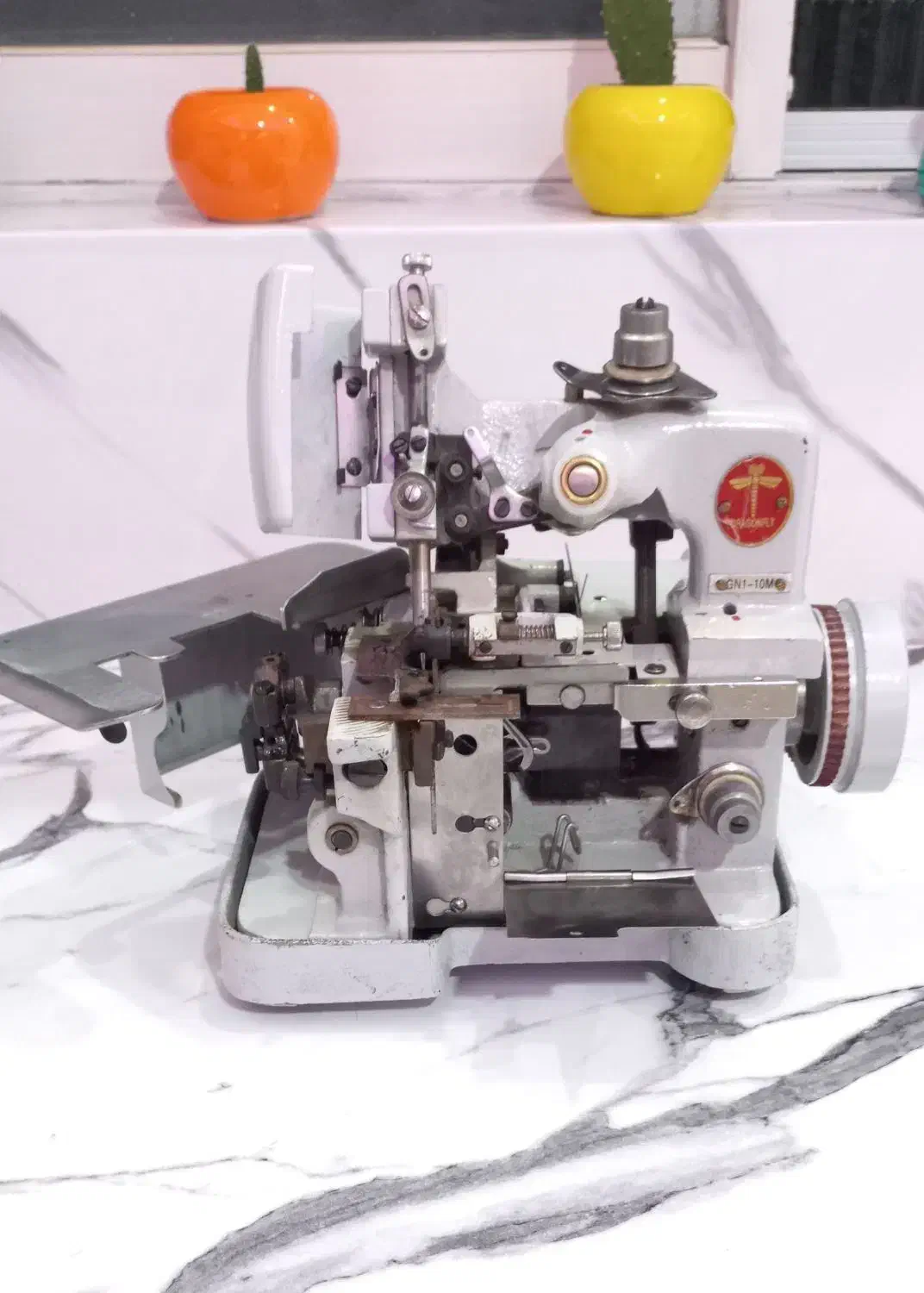 سردوز پروانه|چرخ خیاطی و ریسندگی|رشت, حمیدیان|دیوار