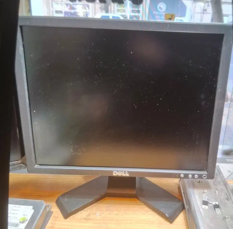 مانیتور Dell|قطعات و لوازم جانبی رایانه|تهران, هاشمی|دیوار