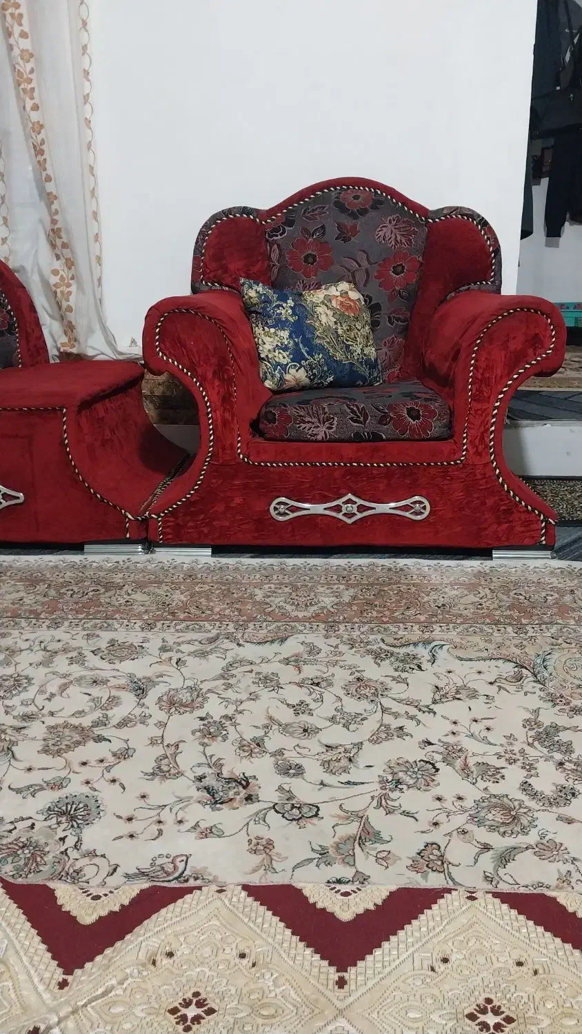 مبل  ۷ نفر ه|مبلمان خانگی و میز عسلی|زرگرشهر, |دیوار