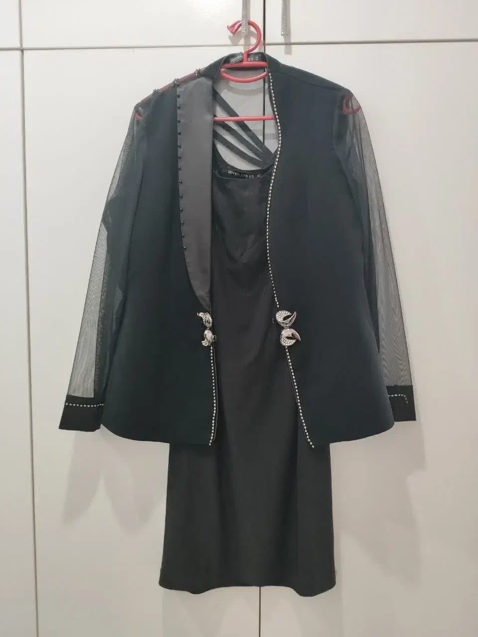 لباس|لباس|گلپایگان, |دیوار