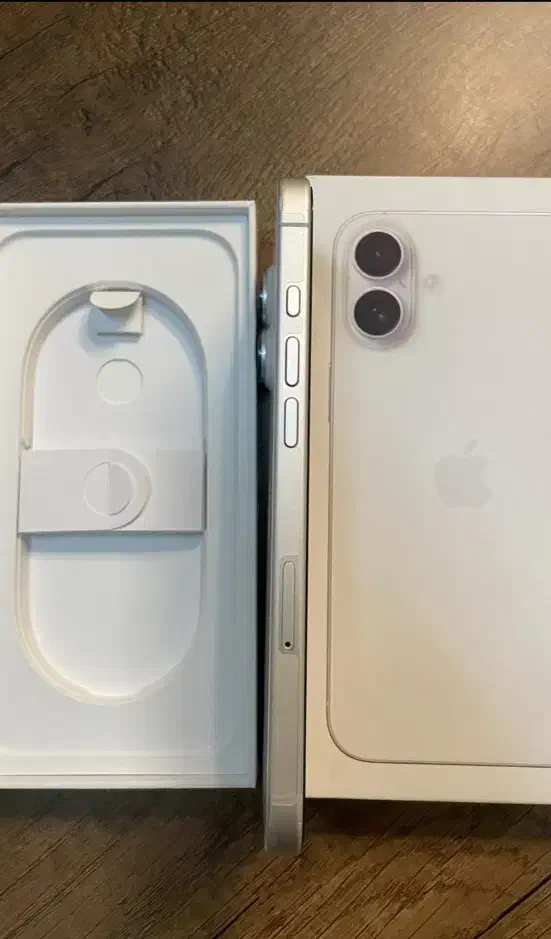 آیفون 16 نرمال|موبایل|گرمسار, |دیوار