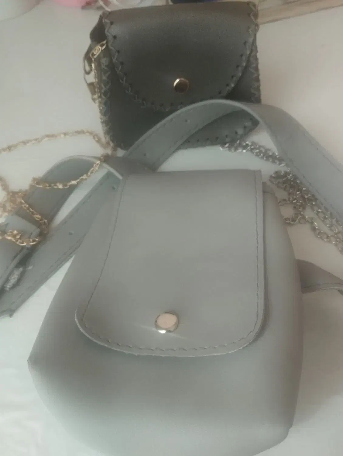 دو عدد کیف|کیف، کفش، کمربند|کوهدشت, |دیوار