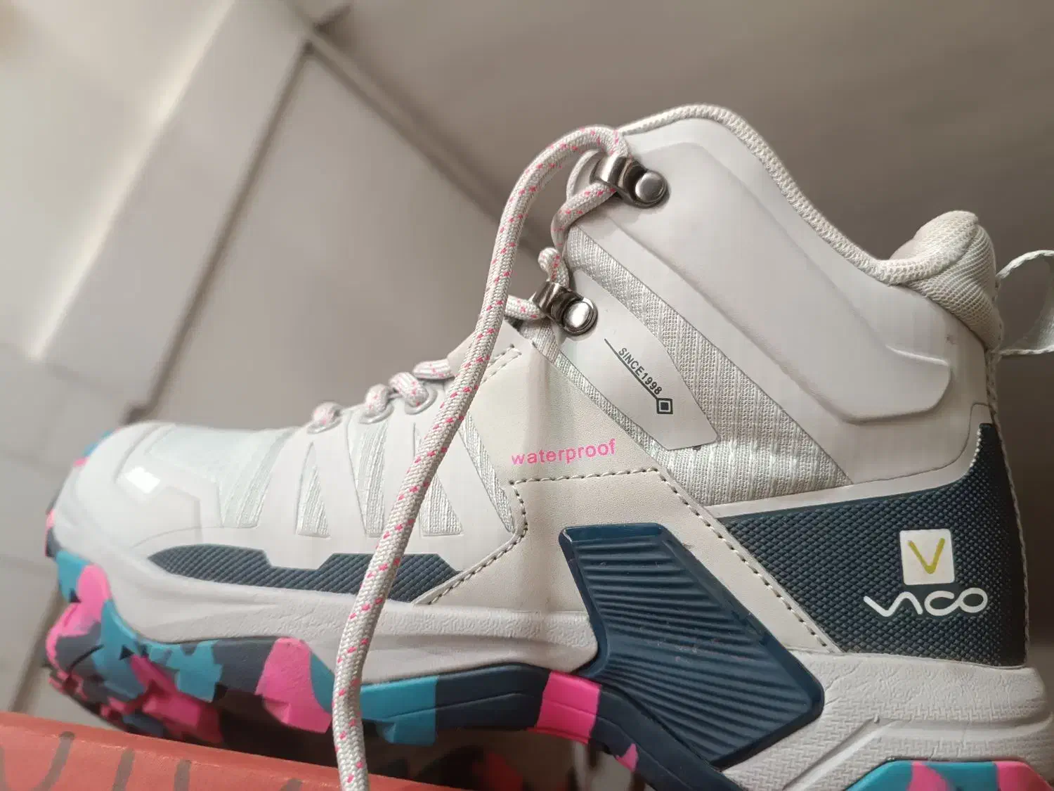 کفش کوهنوردی ضدآب Vico مدل R3163FB نوعه نو|کیف، کفش، کمربند|کرج, گلشهر|دیوار