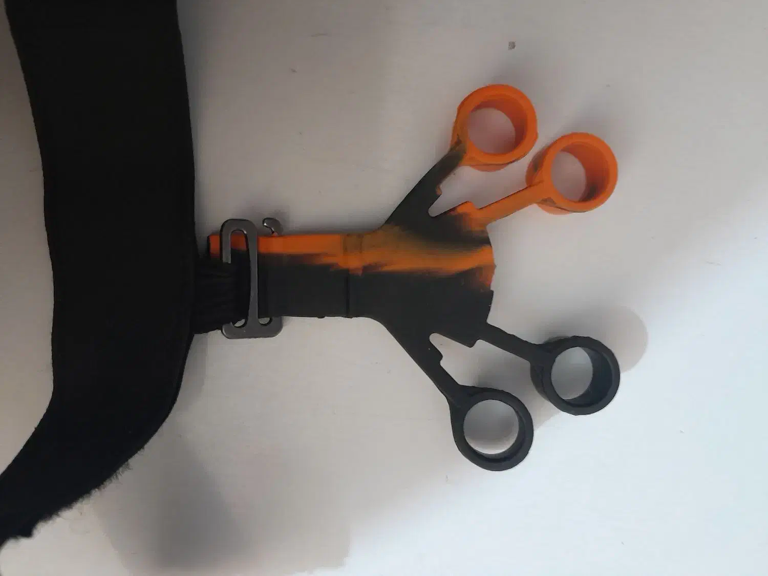 گریپستر ( برجسته کردن رگ های دست )|تجهیزات ورزشی|تربت جام, والفجر|دیوار