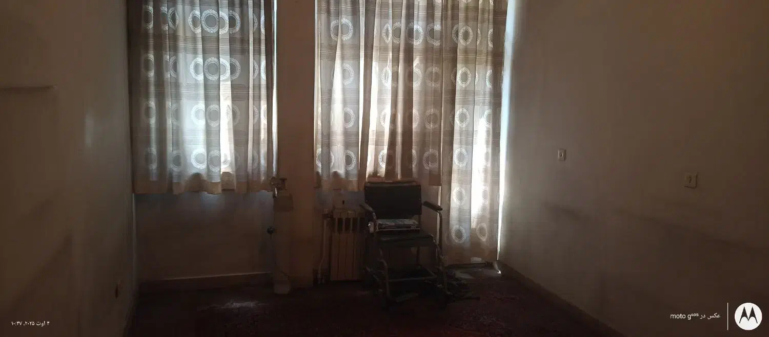 103 متر آپارتمان واقع در انقلاب وصال شیرازی|فروش آپارتمان|تهران, فلسطین (میدان انقلاب)|دیوار