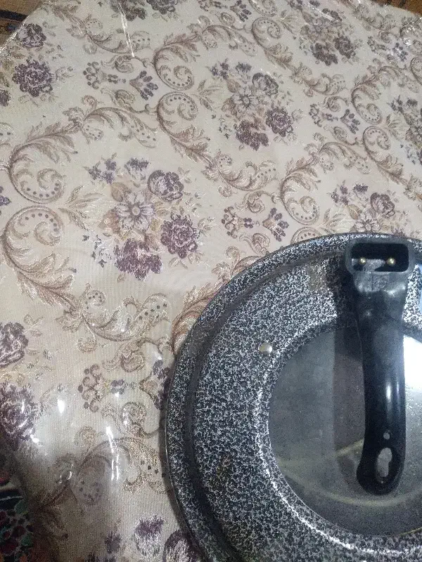 کیک پزبرقی|ظروف پخت‌وپز|مهریز, |دیوار