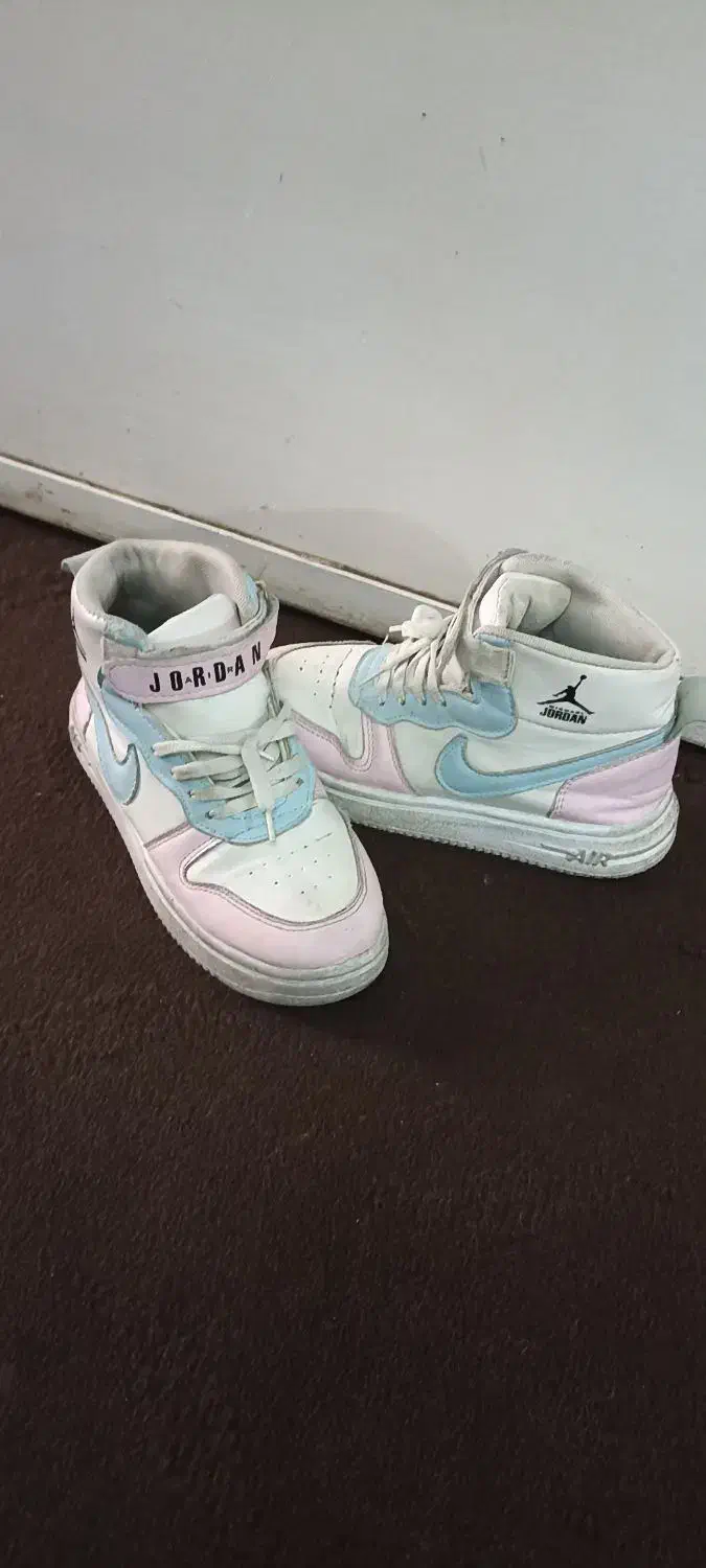 دو جفت کفش جردن سالم|کیف، کفش، کمربند|بروجرد, |دیوار