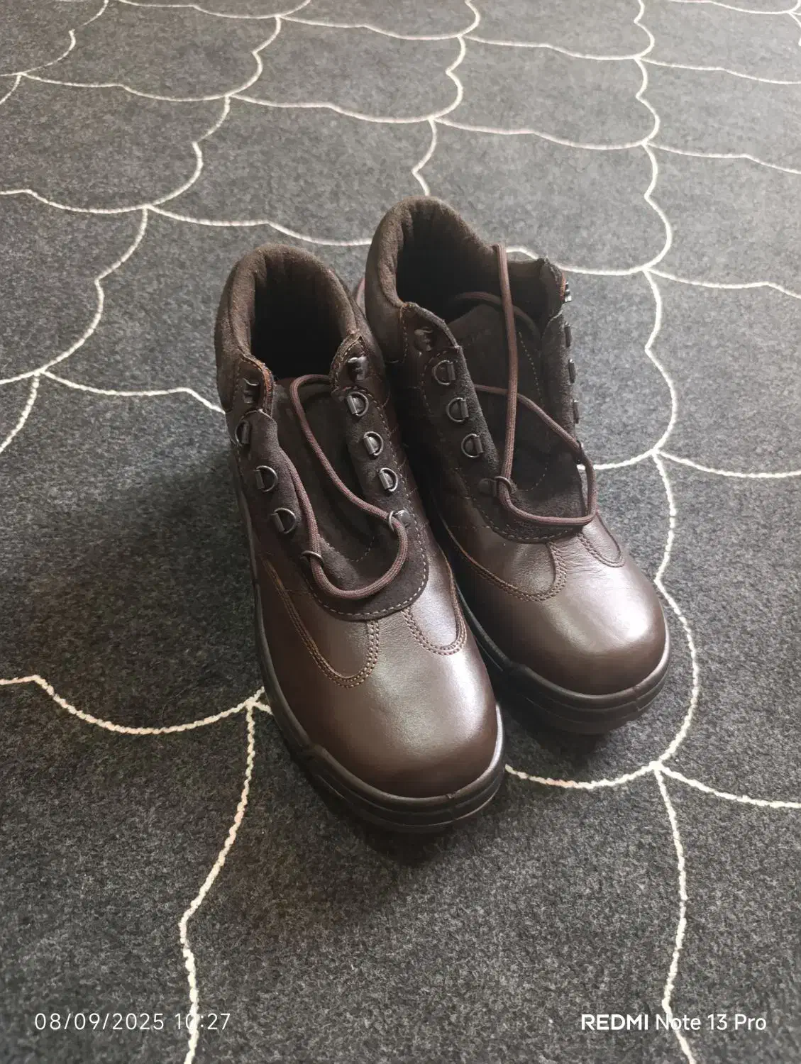 کفش ایمنی|کیف، کفش، کمربند|لردگان, |دیوار