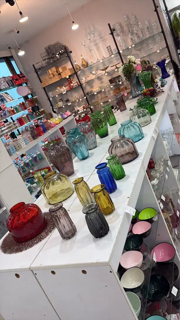 استخدام‌ فروشنده خانوم‌ ‌و آقا|استخدام بازاریابی و فروش|سلمان‌شهر, |دیوار