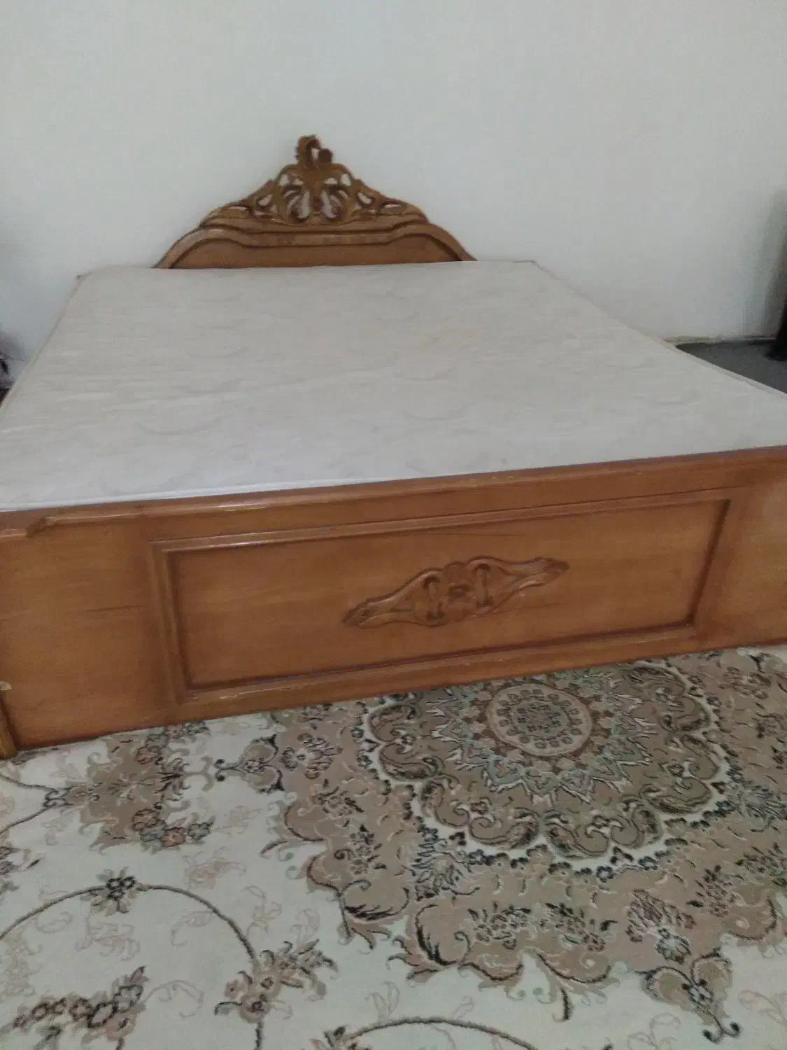 تخت و تشک دو نفره|تخت و سرویس خواب|خوی, |دیوار