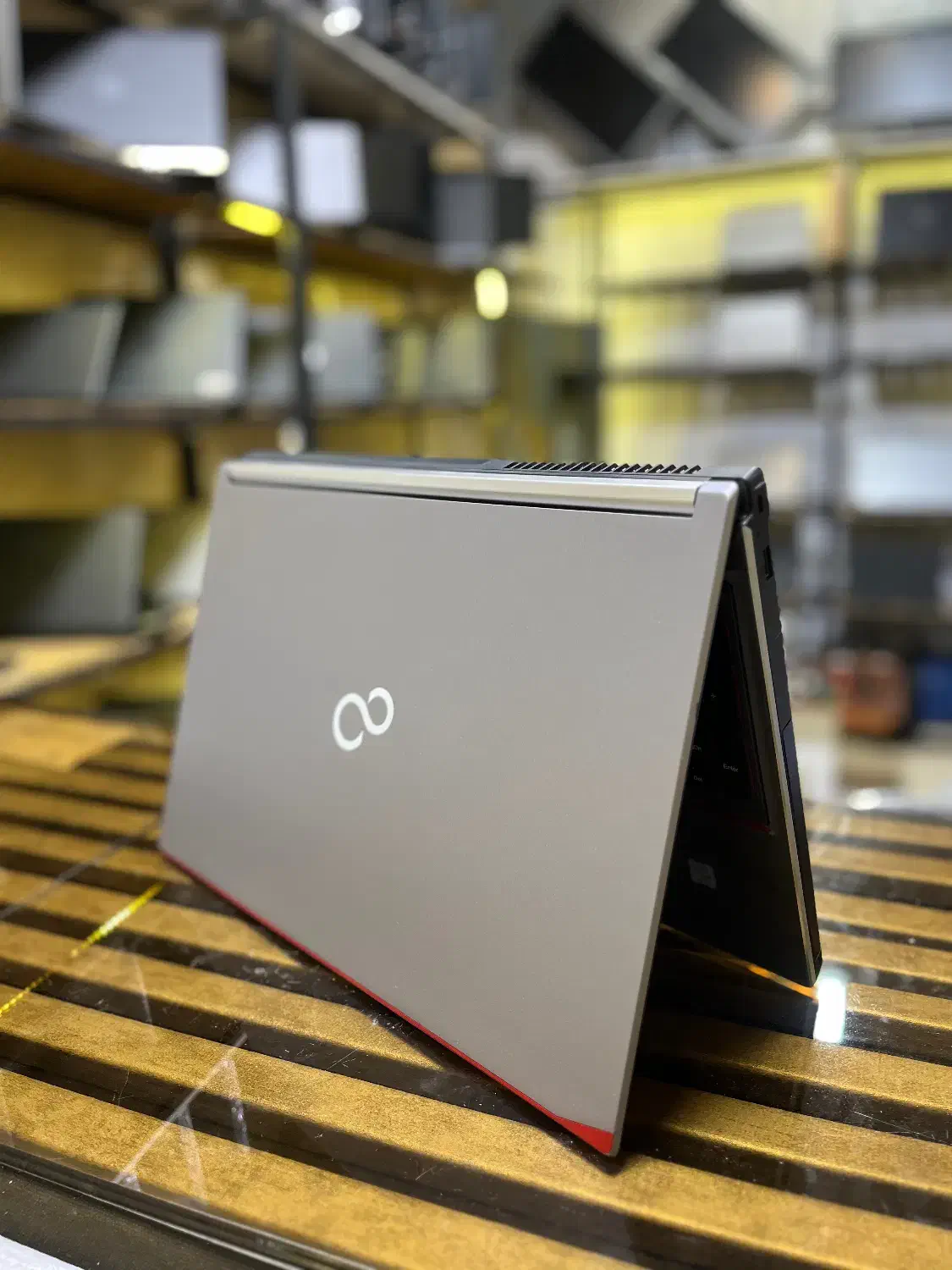 لپ تاپ حرفه ای i7 فوجیتسو با گرافیک ۴ fujitso H770|رایانه همراه|تهران, کیانشهر|دیوار