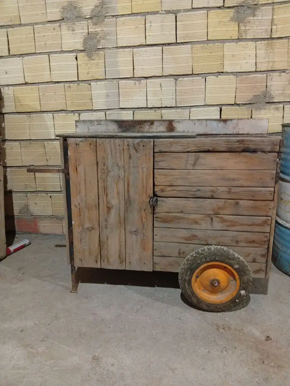 منقل چرخ دار فروش فوری|اجاق گاز و لوازم برقی پختوپز|ارومیه, |دیوار