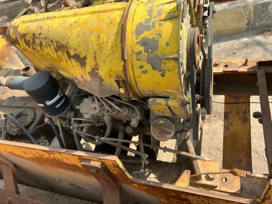 غلطک کششیAT58با موتور دوییتس3سیلندر|خودرو سنگین|ابریشم, |دیوار