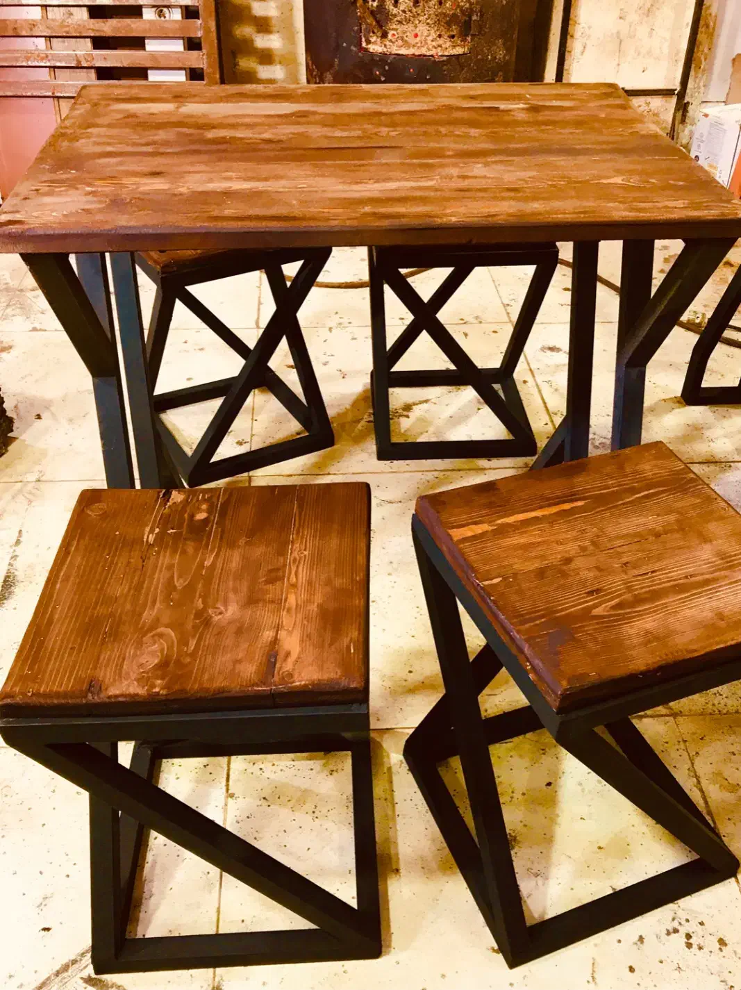 میز و صندلی|میز و صندلی غذاخوری|رشت, لاکان شهر|دیوار