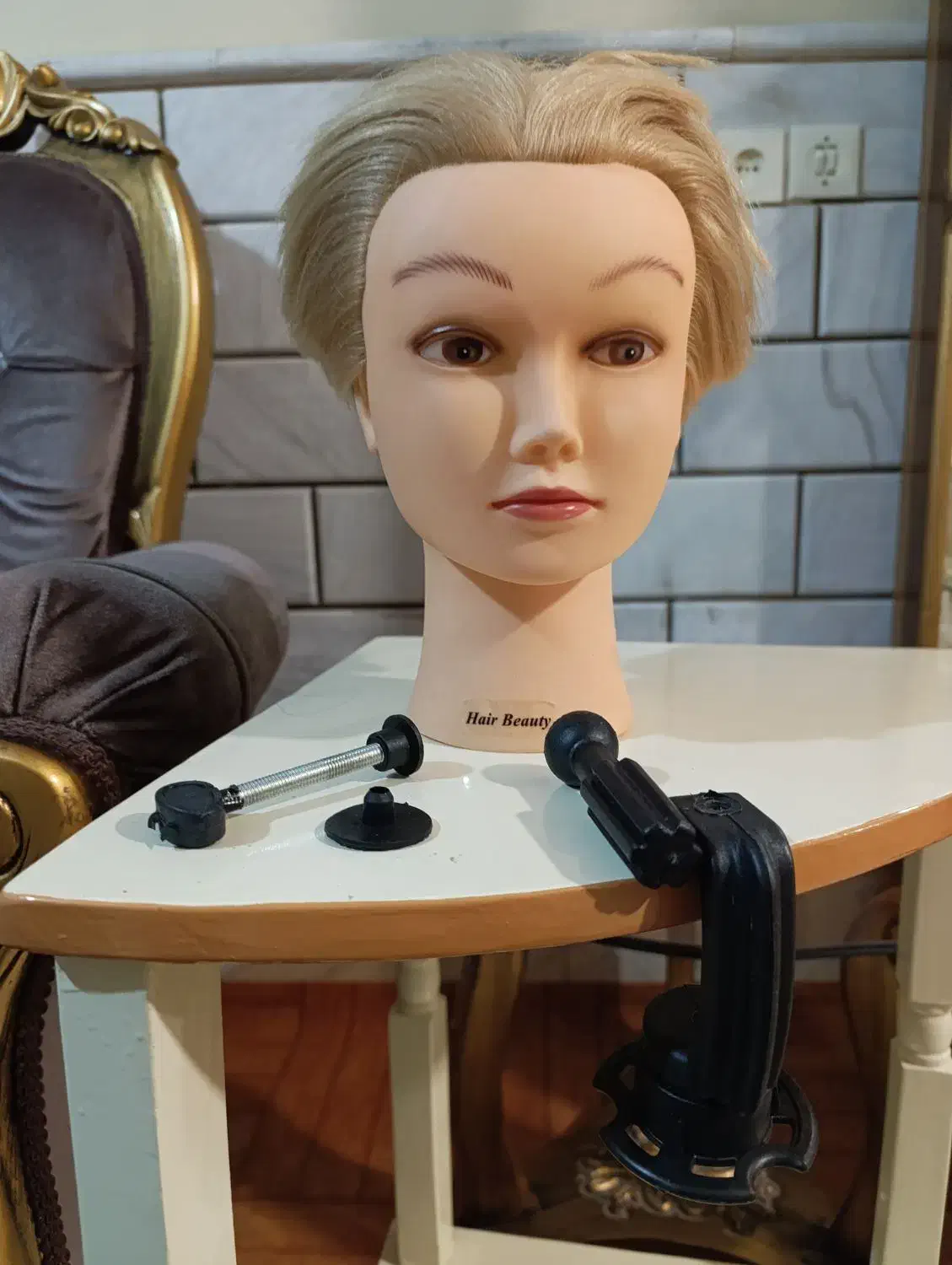 کله مانکن|آرایشی، بهداشتی، درمانی|قم, قلعه عموحسین|دیوار