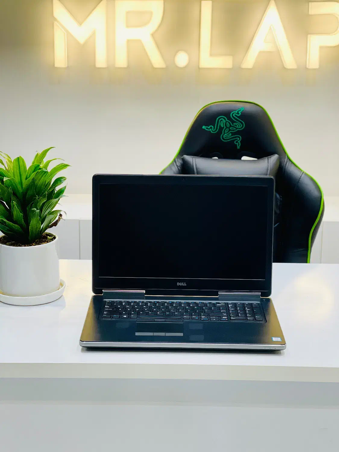 غول گیمینگDell گرافیک 6 گیگ i7 7700HQ رم 16 512SSD|رایانه همراه|شیراز, عفیف‌آباد|دیوار