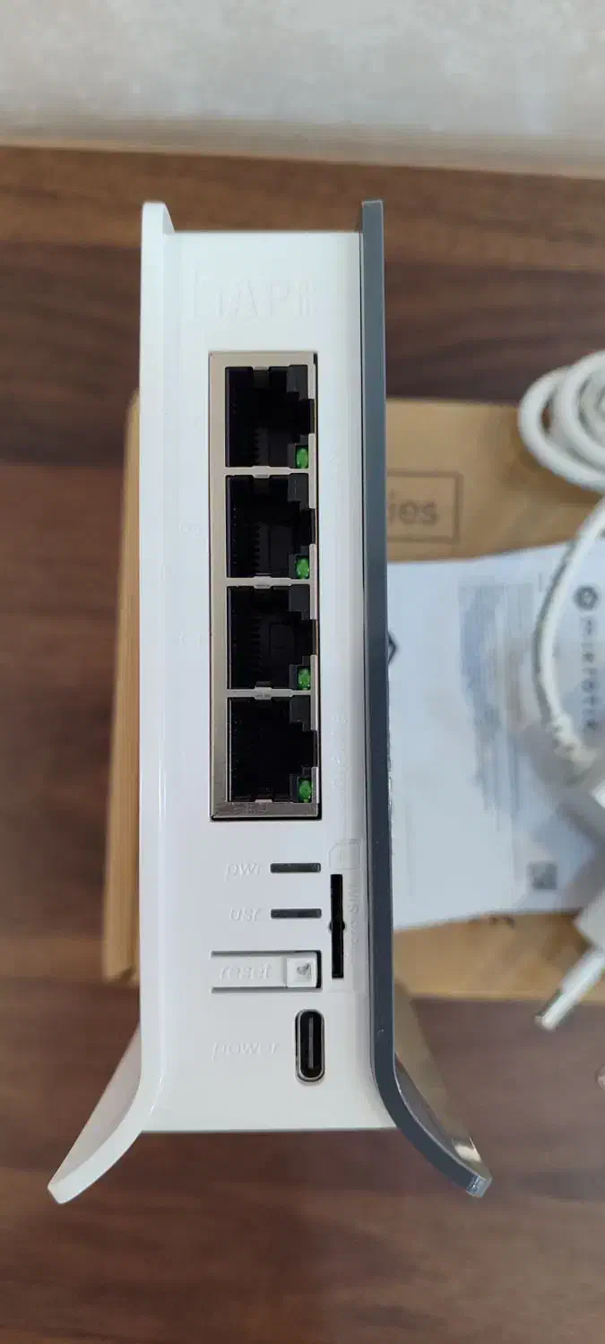 روتر میکروتیک مدل hAP ax lite LTE6|مودم و تجهیزات شبکه|اهواز, زیتون کارمندی|دیوار