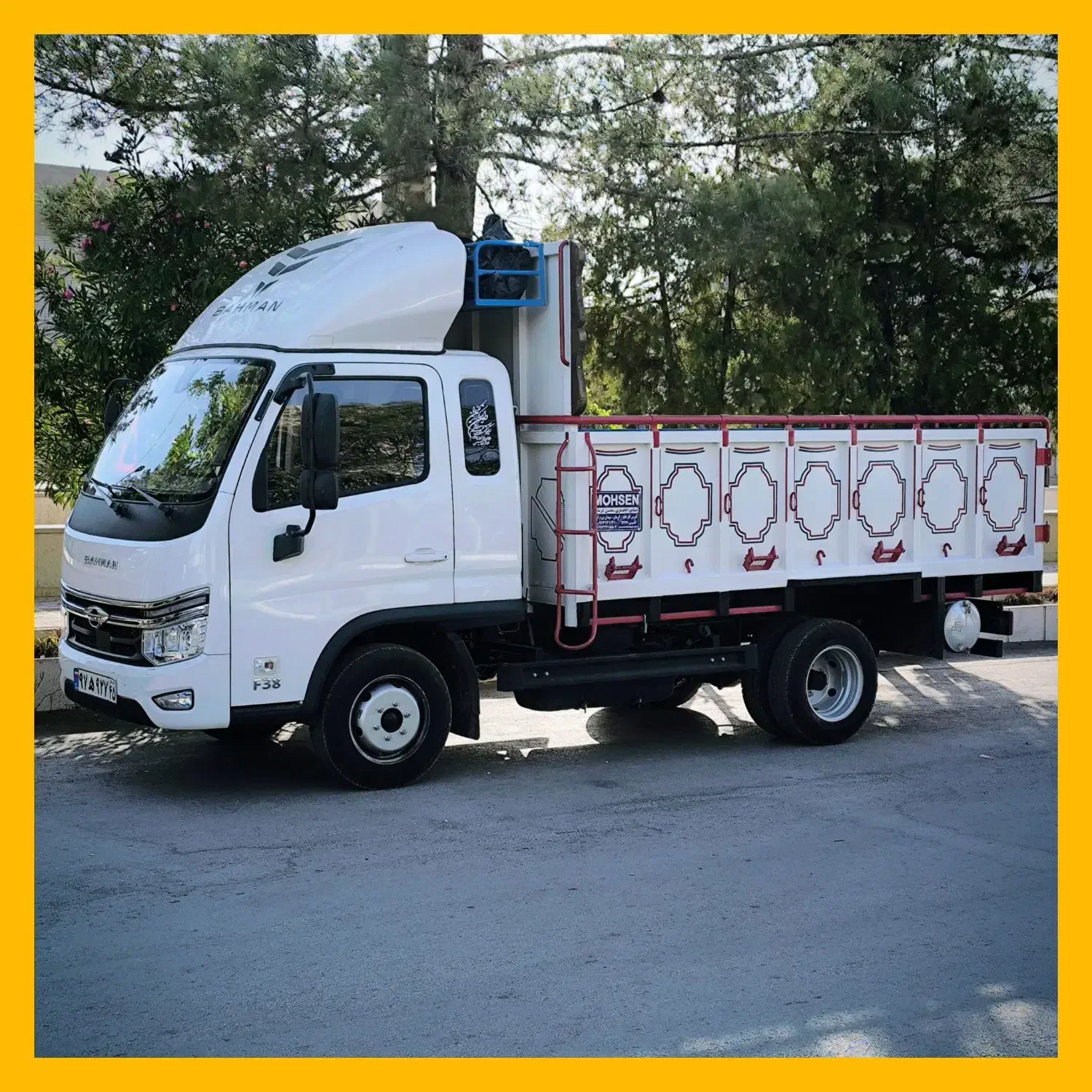 حمل بار به سطح کشور.نیسان خاور 4تن (قیمت مناسب)|خدمات حمل و نقل|کرمان, |دیوار