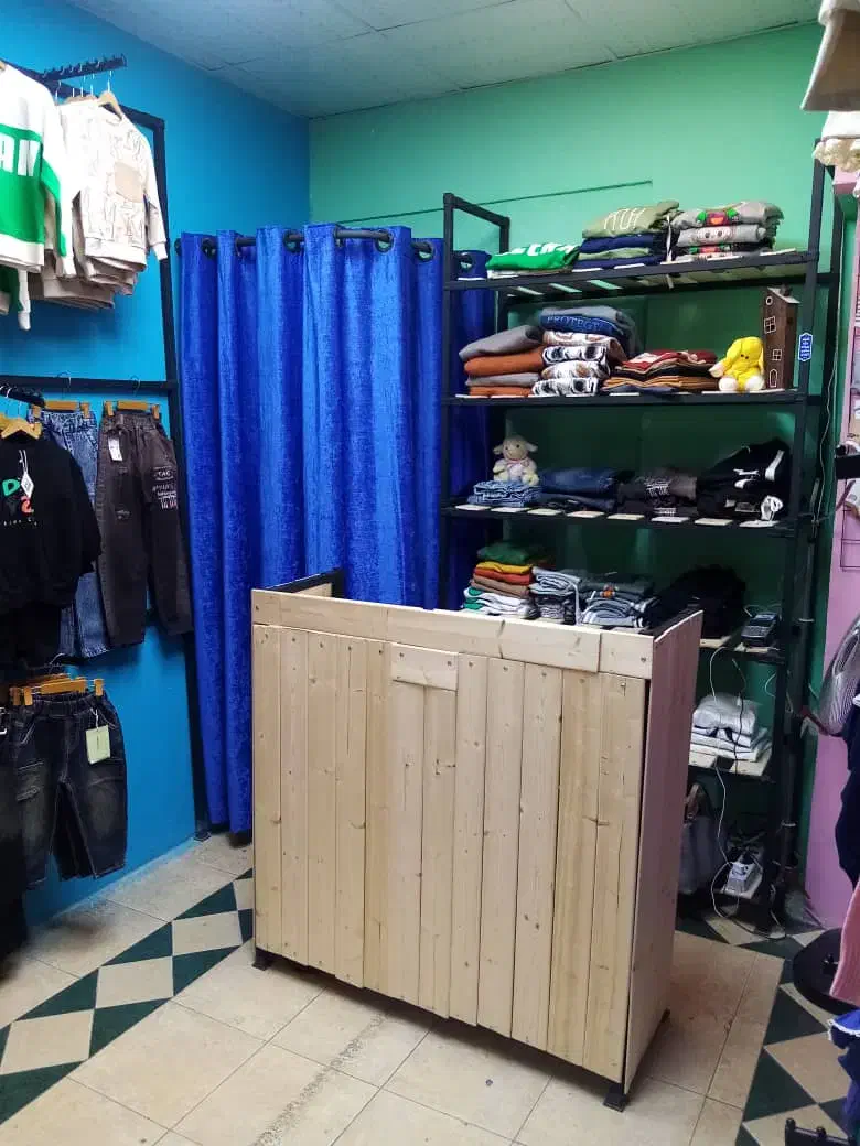 واگذاری بوتیک کودک|اجارهٔ مغازه و غرفه|اراک, |دیوار