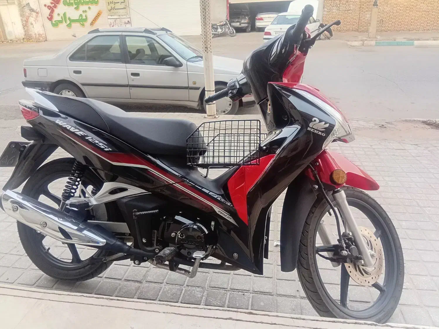 بهرو ۱۲۵ درحد صفر|موتورسیکلت|یزد, |دیوار