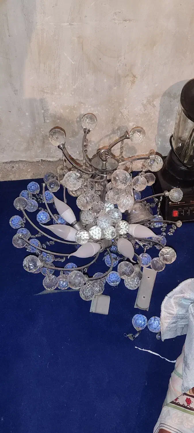 لوستر قدیمی با لامپ|لوستر و چراغ آویز|باقرشهر, |دیوار