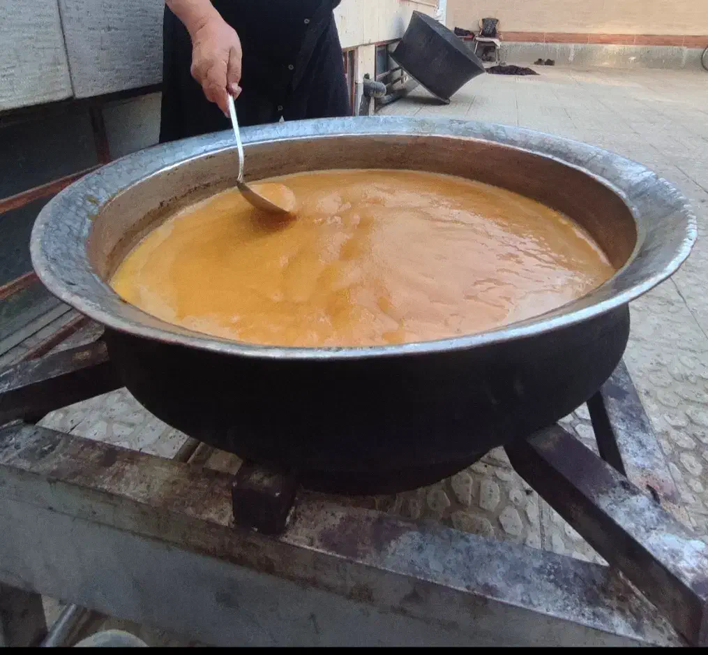 شیره انگور تازه صددر صد خالص و طبیعی مامان پز|خوردنی و آشامیدنی|تهران, هروی|دیوار