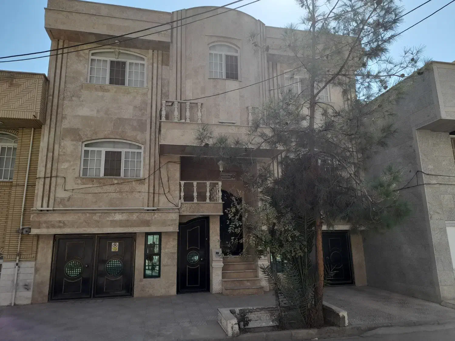 اجاره یک واحد مستقل زیر زمین گلخانه ای راه جداای|اجارهٔ خانه و ویلا|قم, نوقطار|دیوار