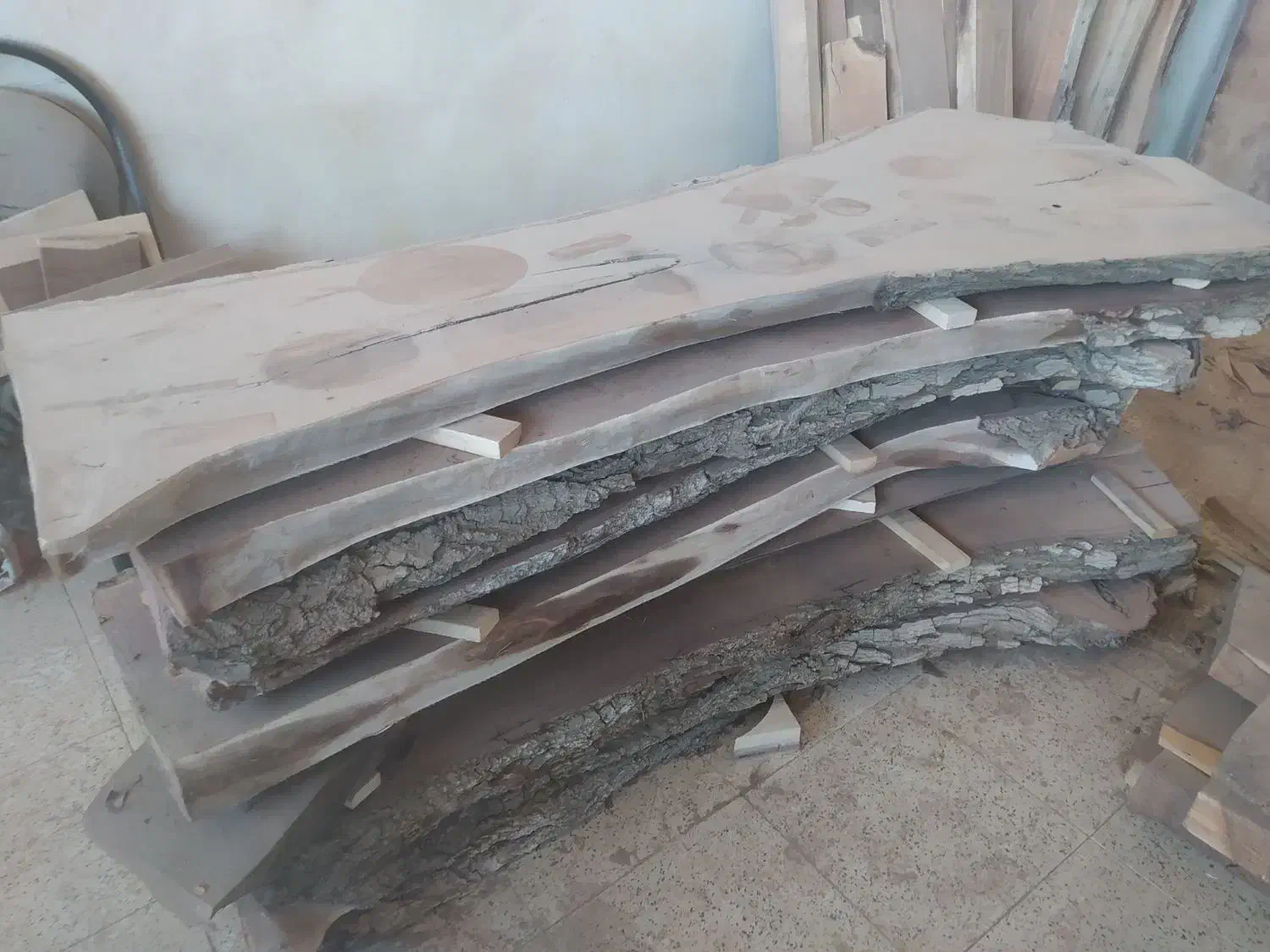 چوب گردو|مصالح و تجهیزات ساختمان|ملایر, |دیوار