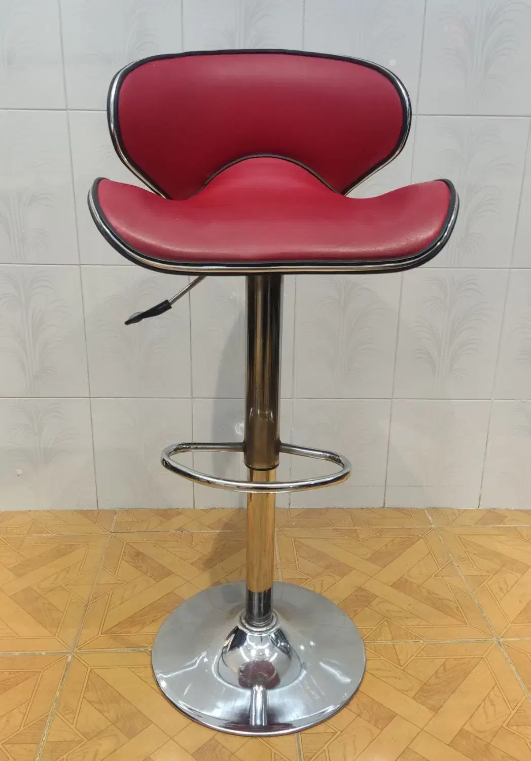 صندلی جک دار|صندلی و نیمکت|سنندج, |دیوار