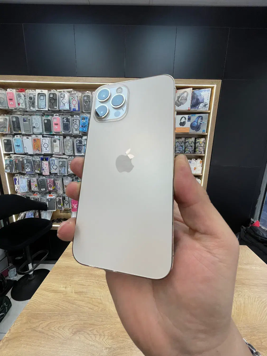 iphone 12 pro max Za در حدنوو پک اصلی|موبایل|فردیس, فردیس|دیوار