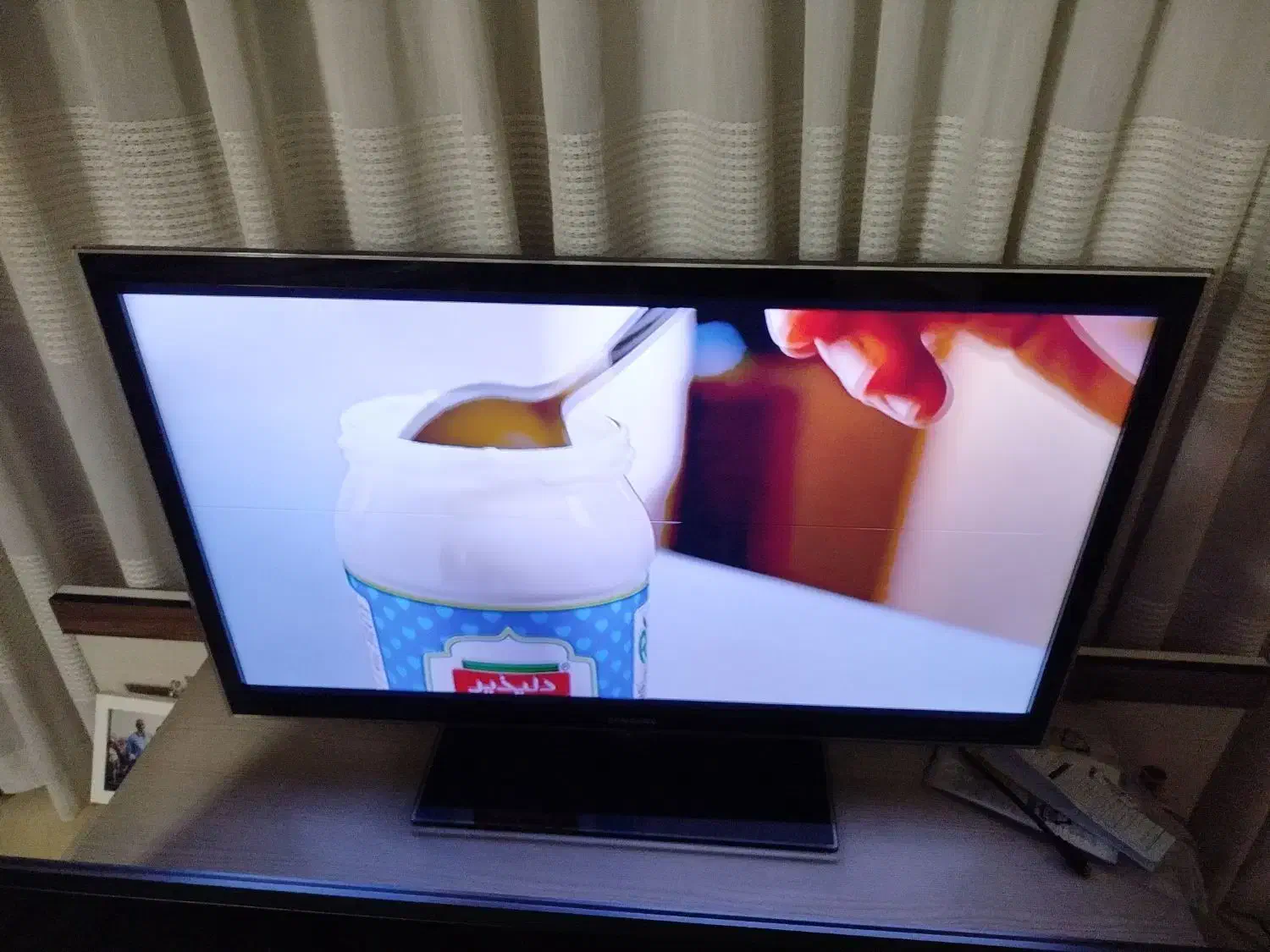تلویزیون LED42 سامسونگ|تلویزیون و پروژکتور|مشهد, صداقیه|دیوار