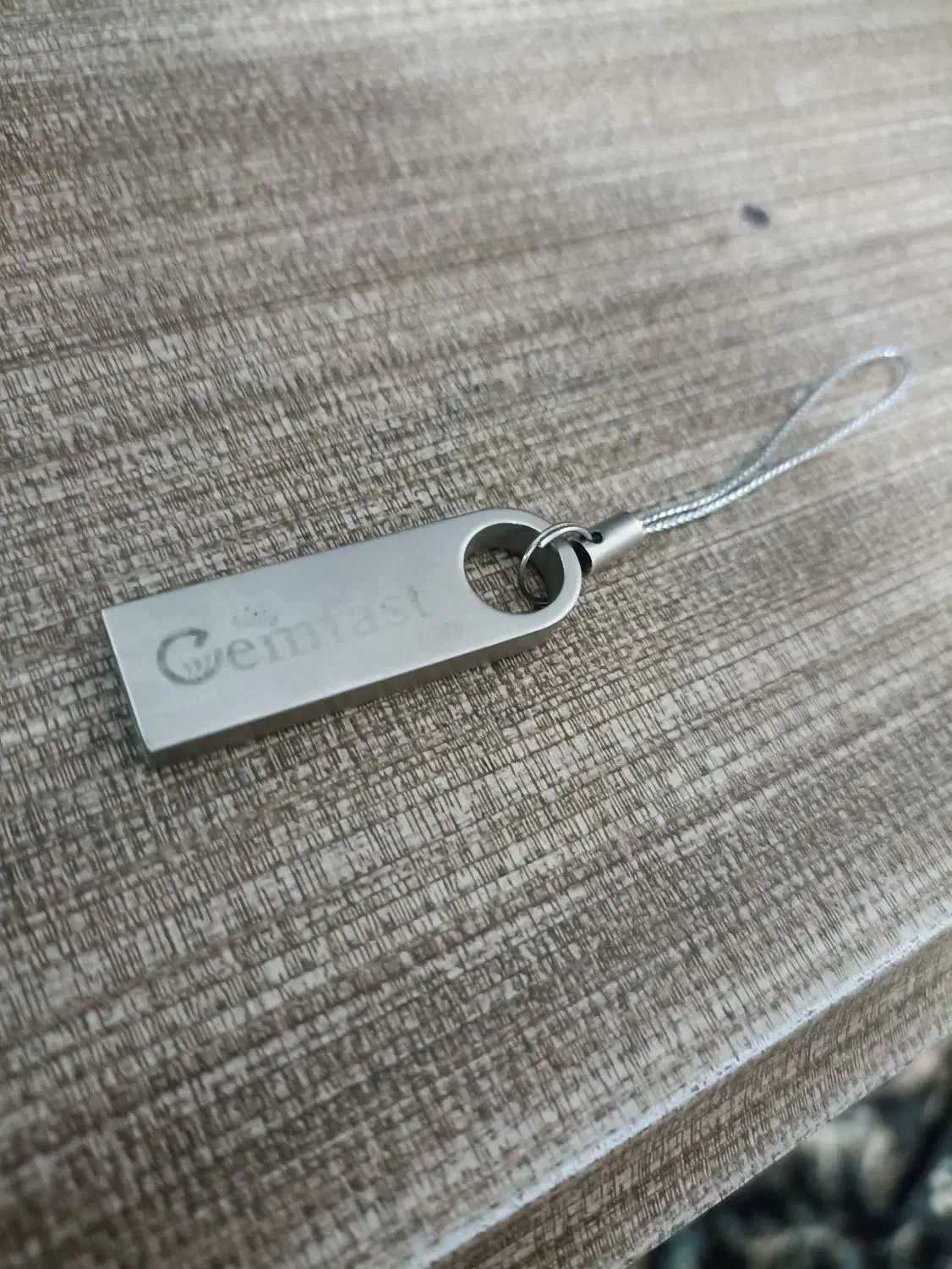 فلش مموری 32 گیگ|لوازم جانبی موبایل و تبلت|تربت جام, کشتارگاه|دیوار