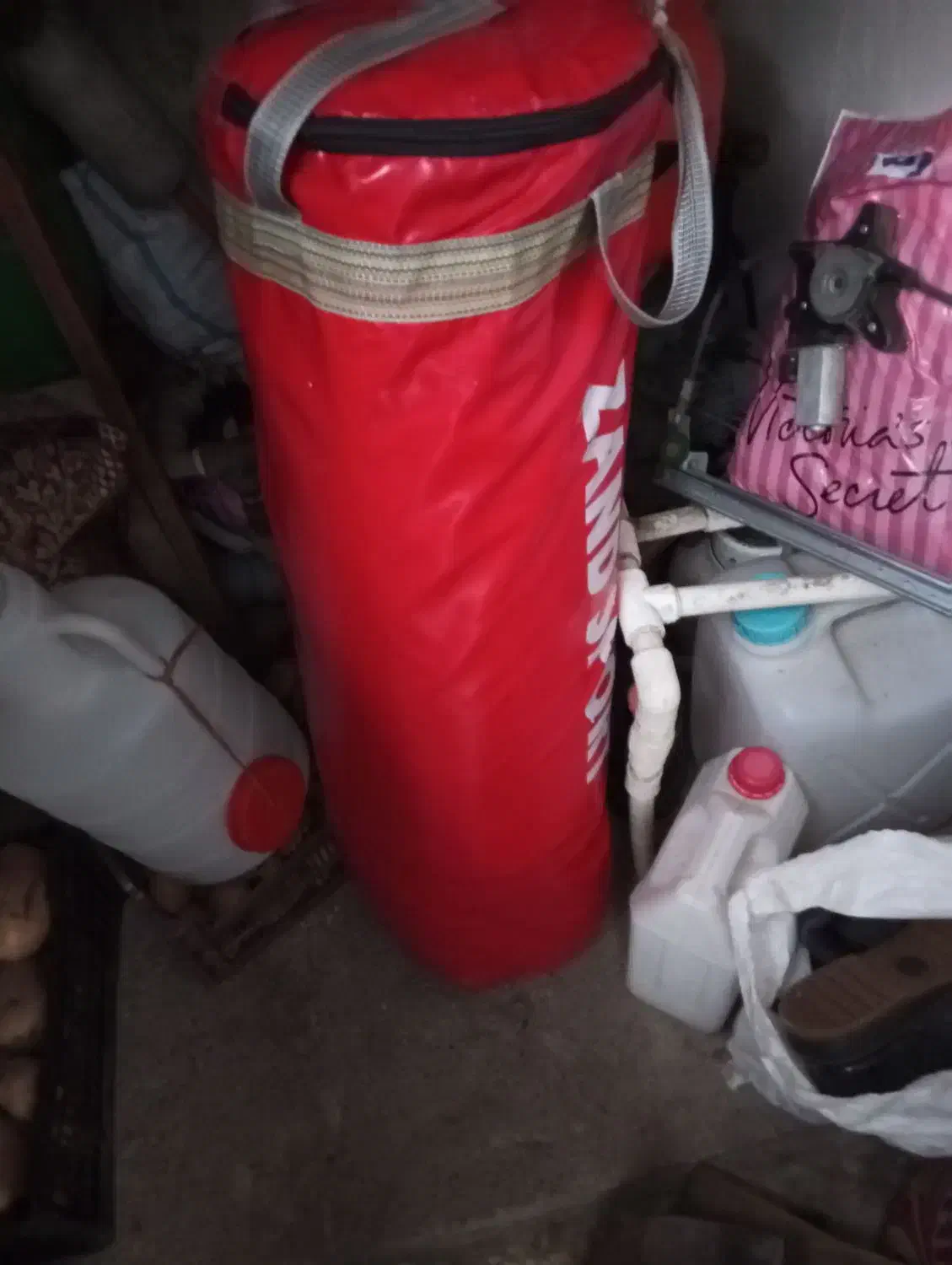 کیسه بوکس|تجهیزات ورزشی|بندر انزلی, آذربایجان|دیوار