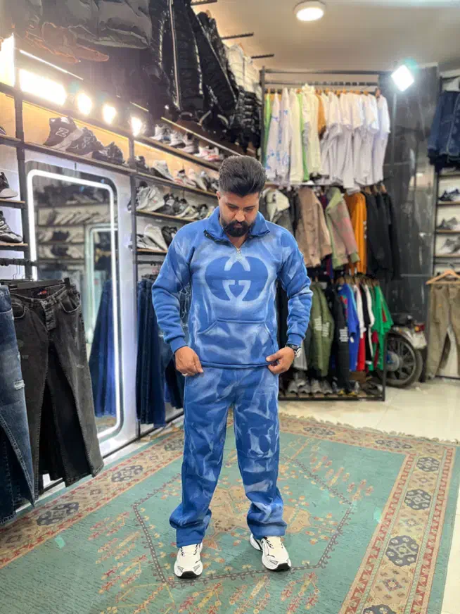 ست نیم زیپ|لباس|اصفهان, رکن الدوله شرقی|دیوار