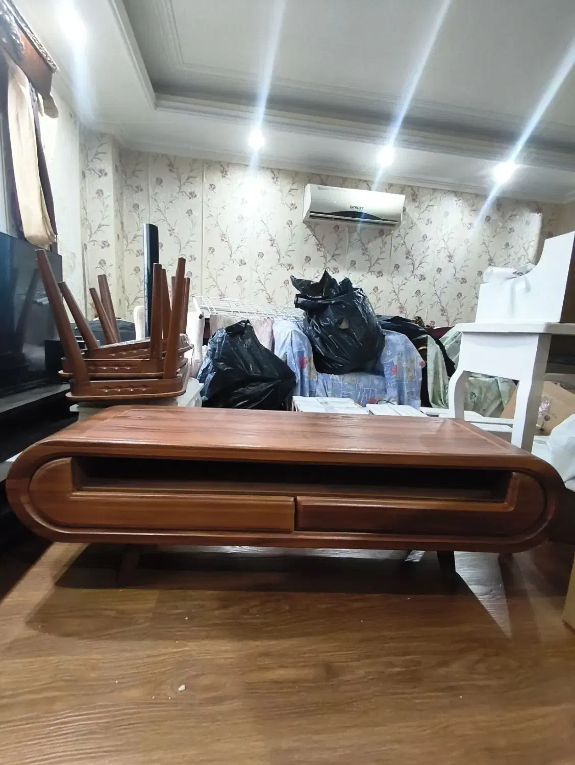 میز تلویزیون|میز تلویزیون|رشت, کاکتوس|دیوار