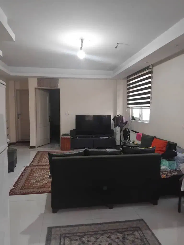 58 متر با آسانسور و انباری