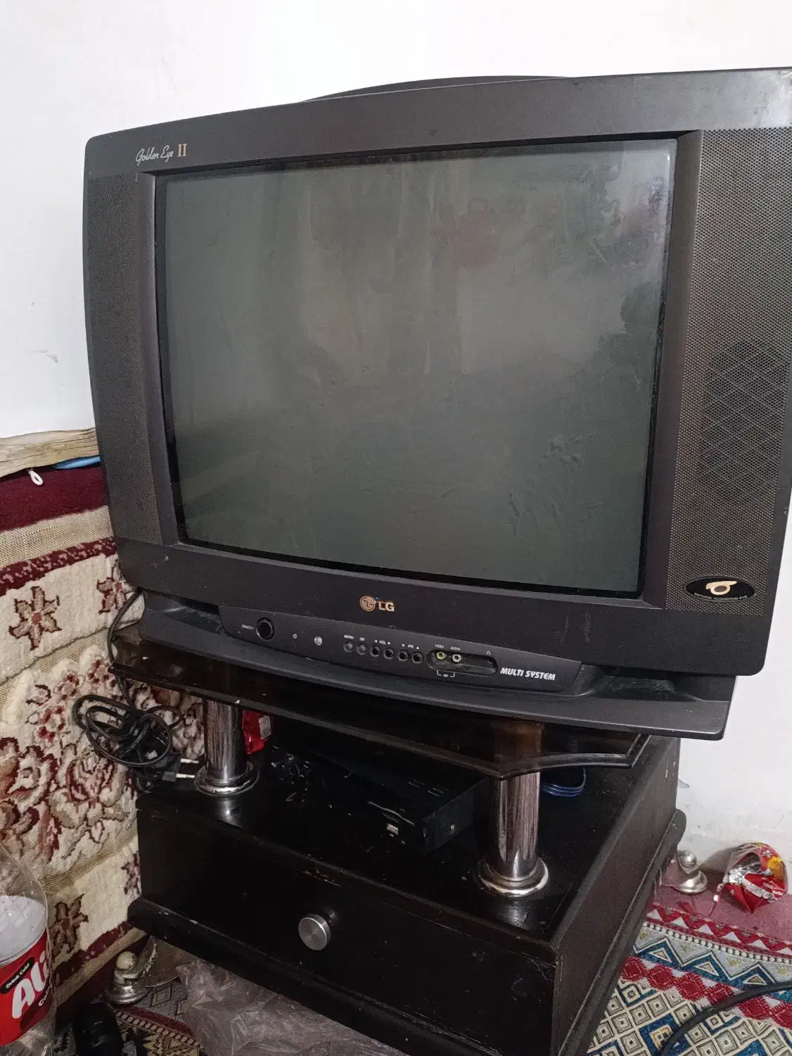 تلویزیون الجی قدیمی|تلویزیون و پروژکتور|قلعه گنج, |دیوار