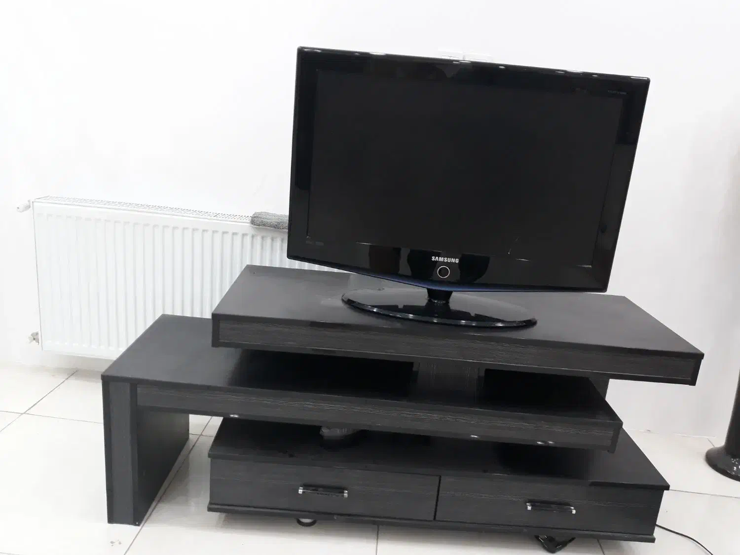 LCD سامسونگ ۳۲  اینچ|تلویزیون و پروژکتور|قم, انسجام|دیوار