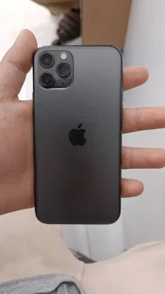 iPhone 11 Pro|موبایل|شیراز, زند|دیوار