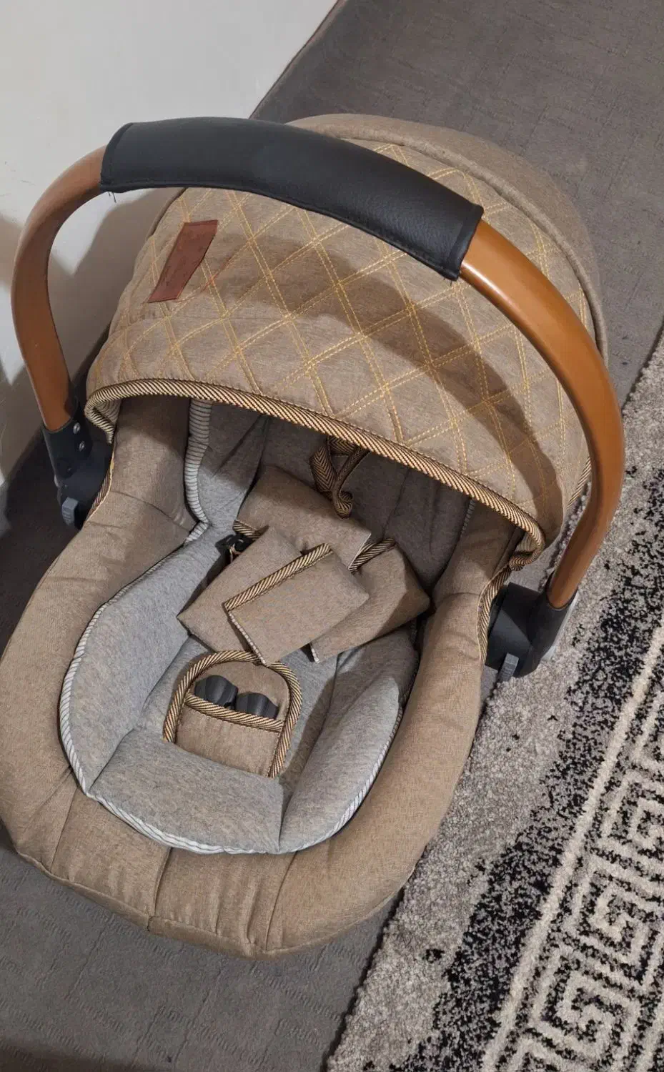 کریر|کالسکه و لوازم جانبی|قم, شهید صیاد شیرازی|دیوار