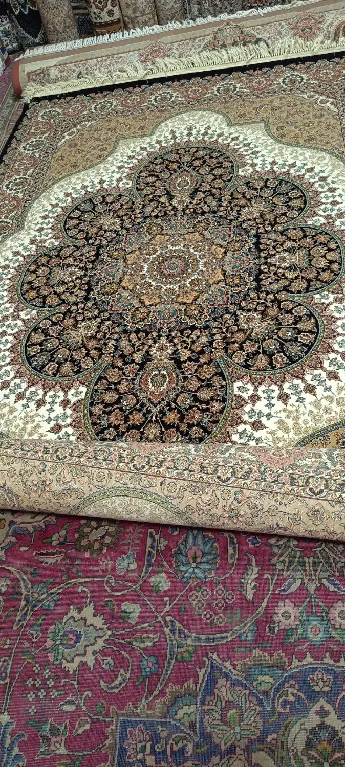 فرش زیر قیمتی|فرش|مهاباد (آذربایجان غربی), |دیوار
