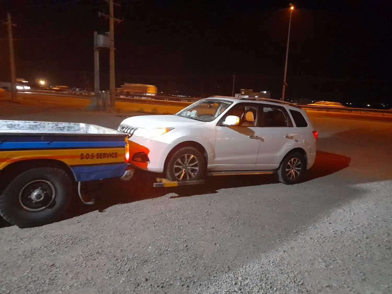 امداد خودرو ویدک کش وجرثقیل وخودروبر یدکش ویدککش|خدمات حمل و نقل|دورود, |دیوار